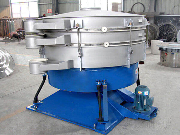 搖擺篩仿照的就是簡(jiǎn)單的篩分方式雙眼雙手篩分,它是目前有效的模擬了人工篩分運(yùn)動(dòng)的有效原理。